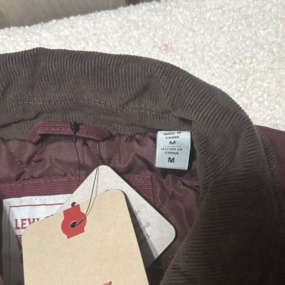 Levi's Men's Maroon burgundy Jacket with Dark Brown Collar - Picture 4 of 7